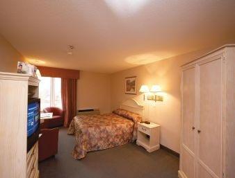 Fairfield By Marriott Falls, Canada Hotel