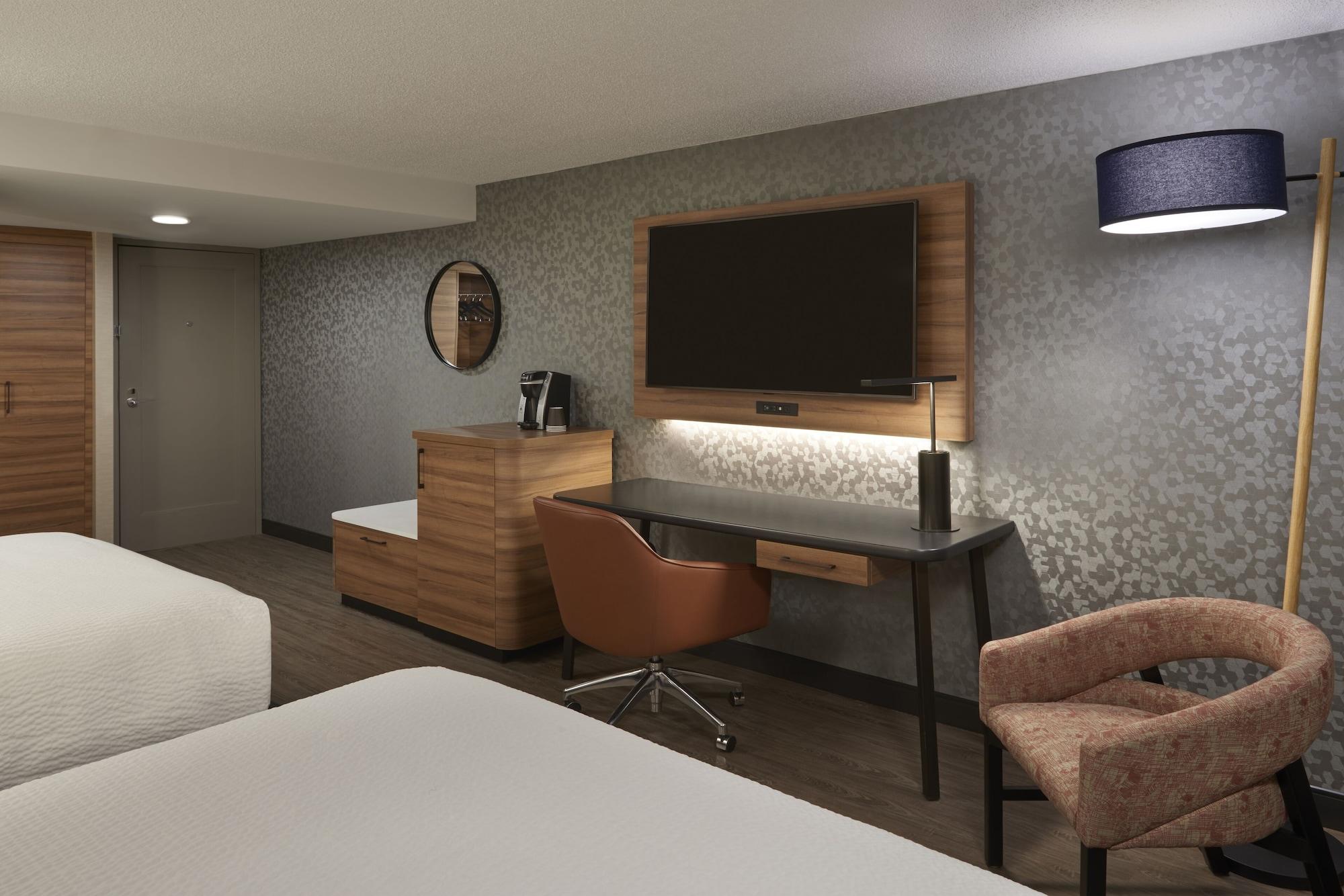 Hotel Fairfield By Marriott Falls, Canada 3*